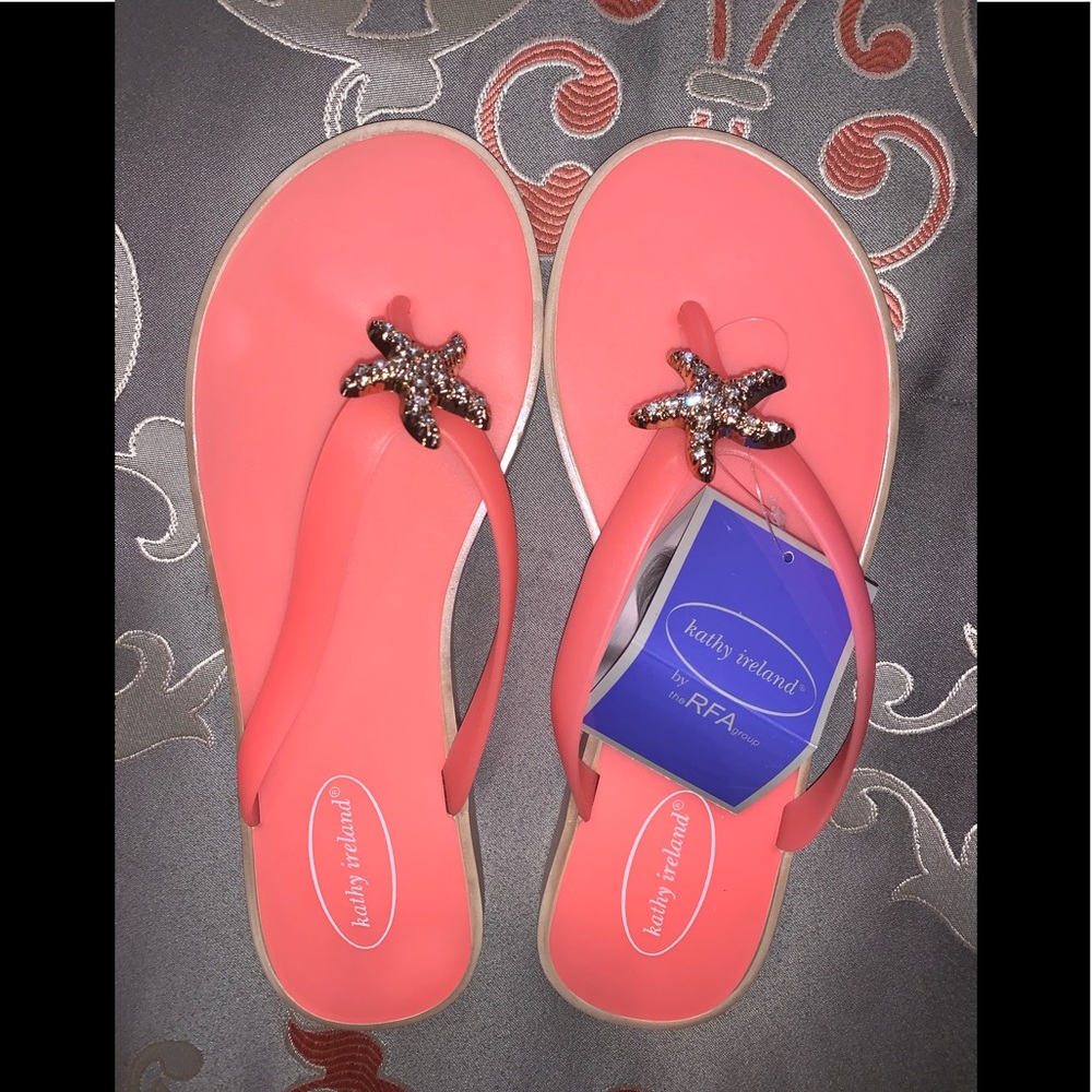 ⭐️Starfish Sandals SZ 9 (fits SZ 7) NWT⭐️